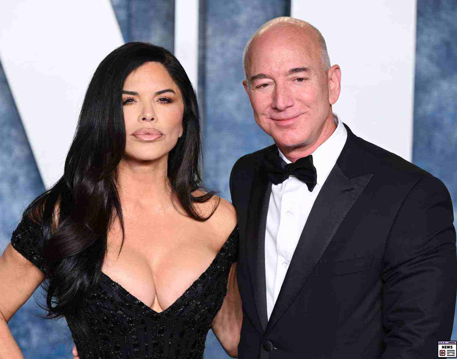 Lauren Sanchez Dazzles in $9K Gown with Jeff Bezos at Gala