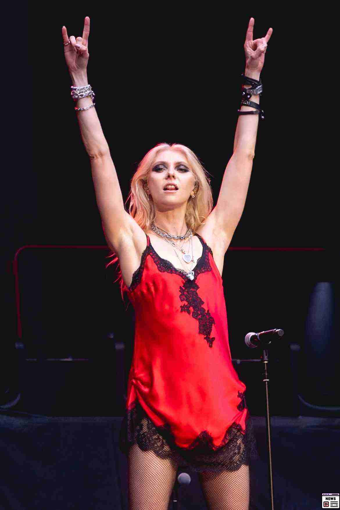 Taylor Momsen Shines at NYFW: Topless Reveal and Toned Abs