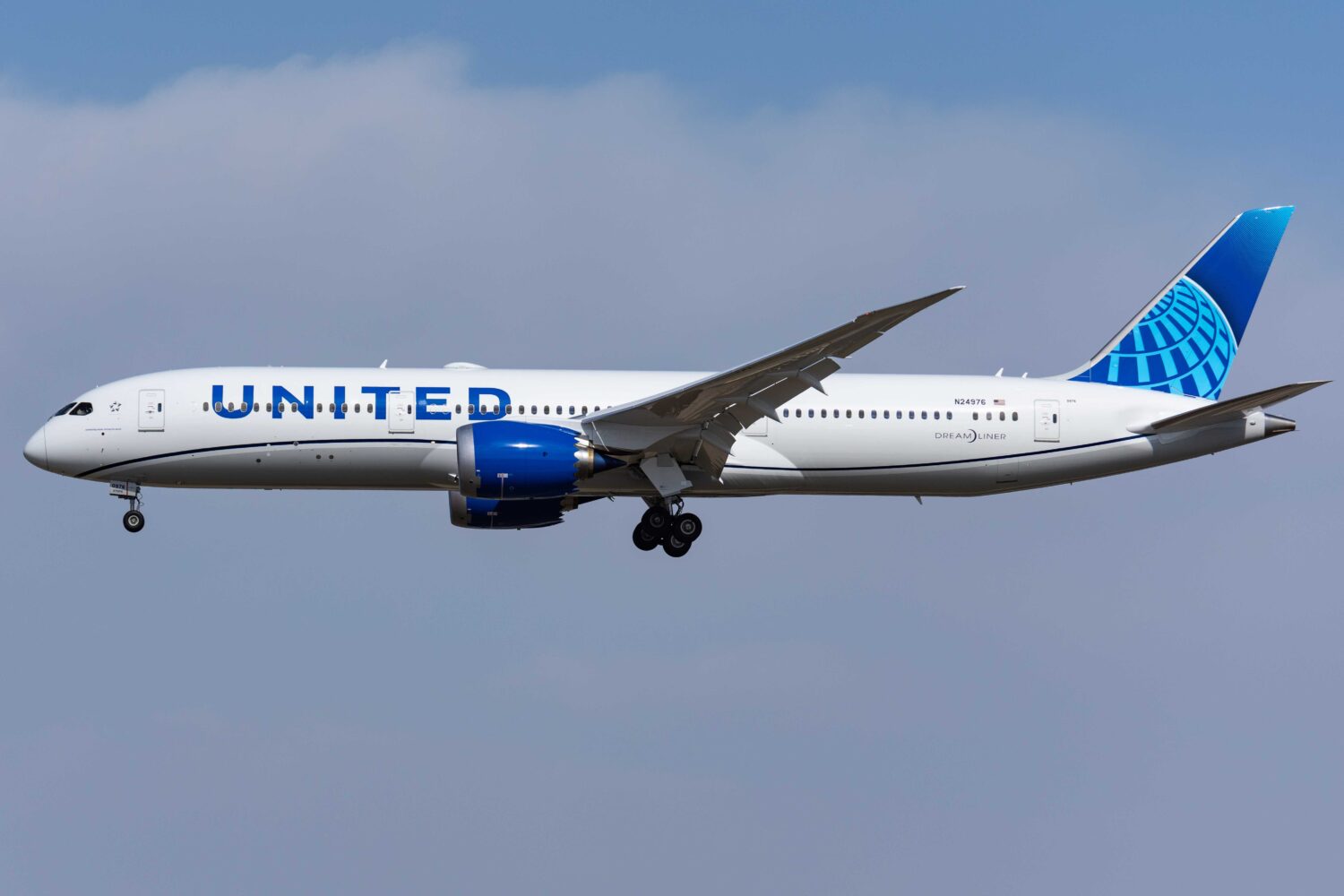 United Airlines Takes Flight with Free Starlink Wi-Fi