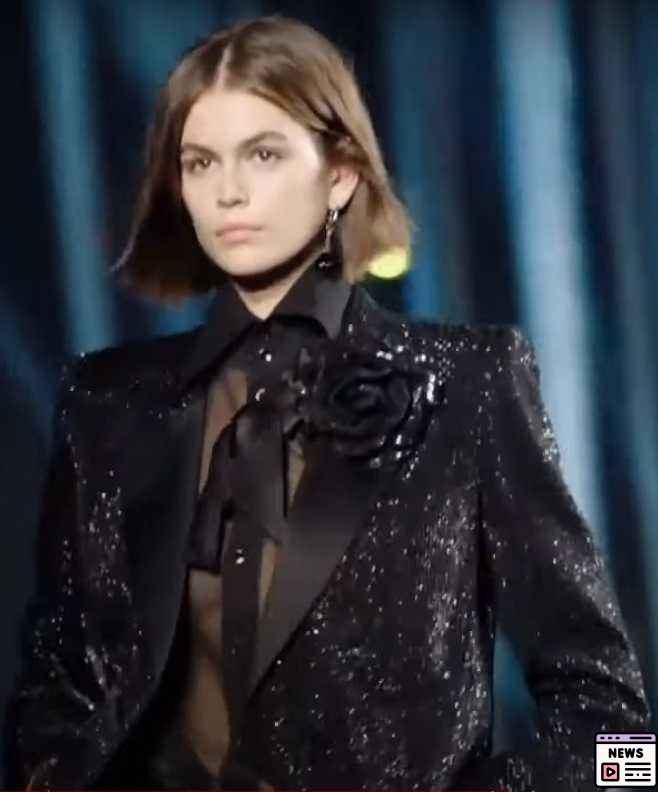 Kaia Gerber Channels Cindy Crawford’s Iconic 1993 Oscars Glamour