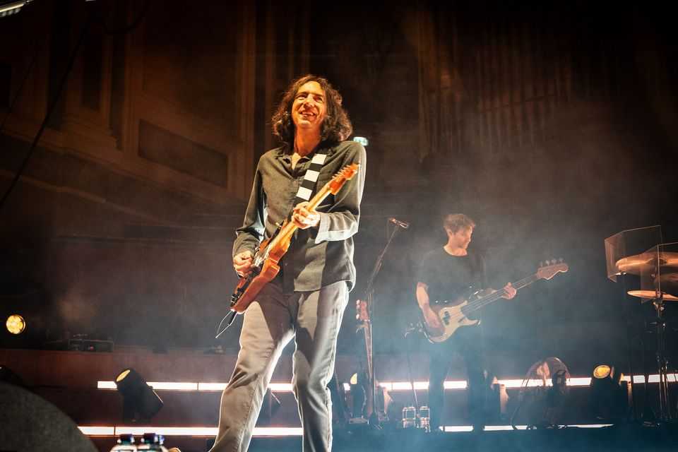 Snow Patrol’s Journey to UK Number 1 and Epic 2024 Shows