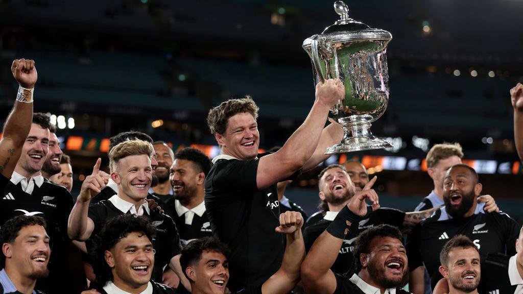 All Blacks Edge Wallabies in Thriller Amid Growing Concerns