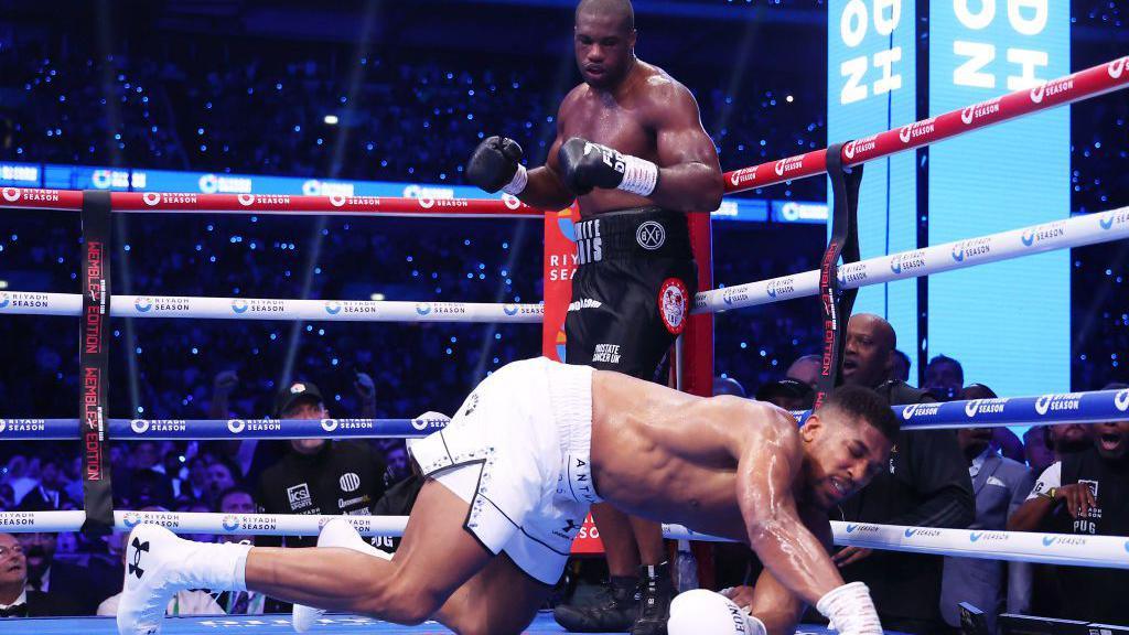 Dubois Dominates Joshua in Stunning Five-Round Showdown at Wembley