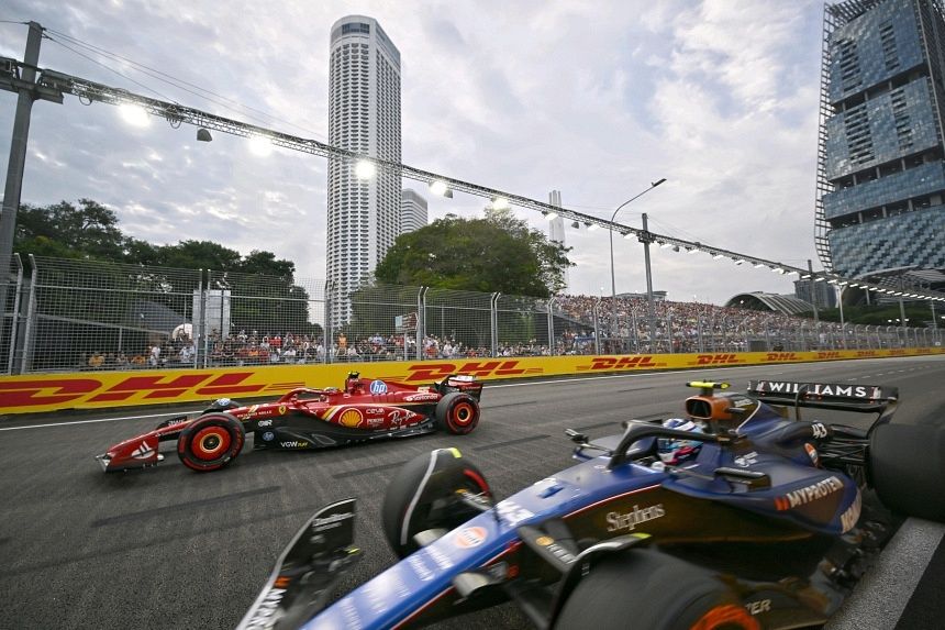 Exciting Showdown at Singapore Grand Prix with Lando Norris on Pole