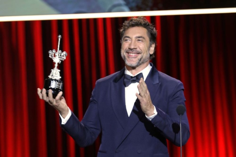 Javier Bardem Celebrates Penélope Cruz at San Sebastian Award Ceremony