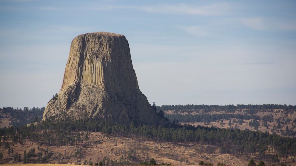 Tragic Climber Fatalities Highlight Risks at Wyoming’s Devil’s Tower