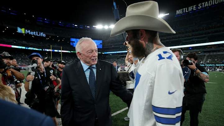 Post Malone Celebrates with Autographed Cowboys Kicker Jersey