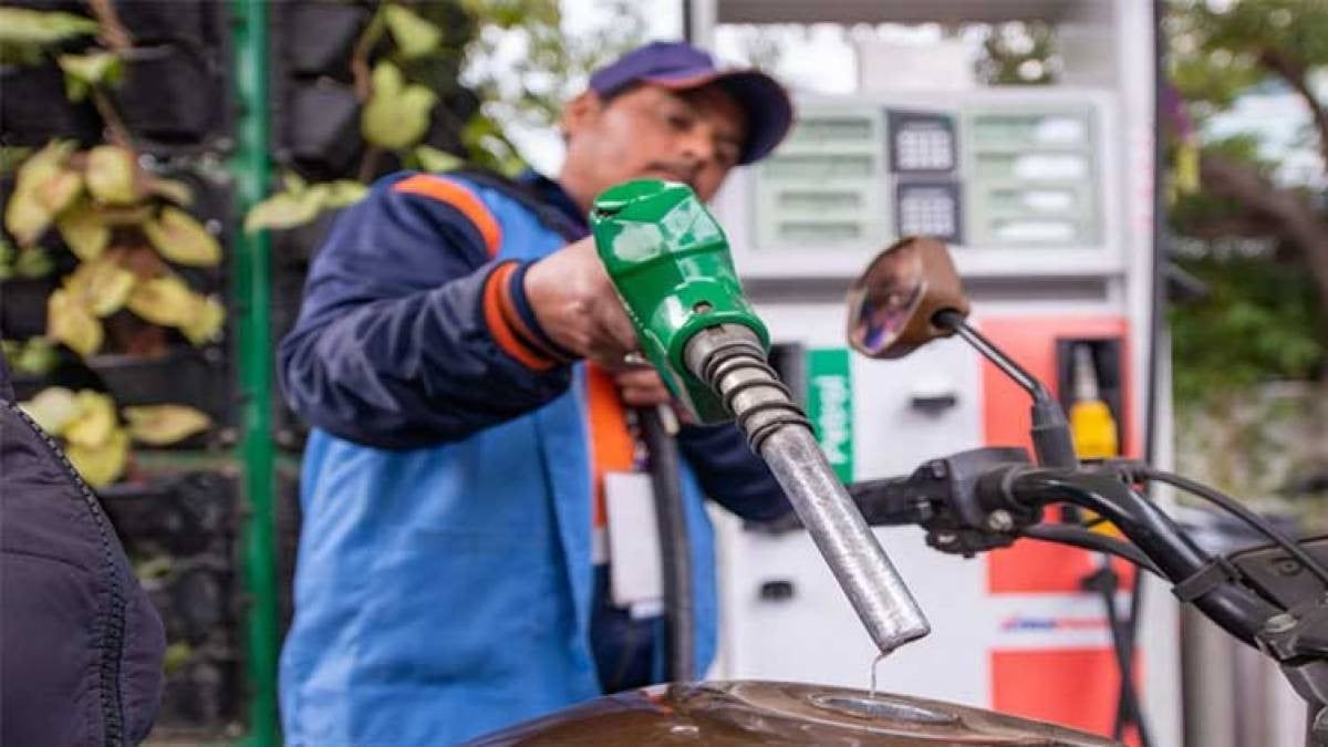 Petrol Prices Set to Drop in October Amid Market Uncertainty