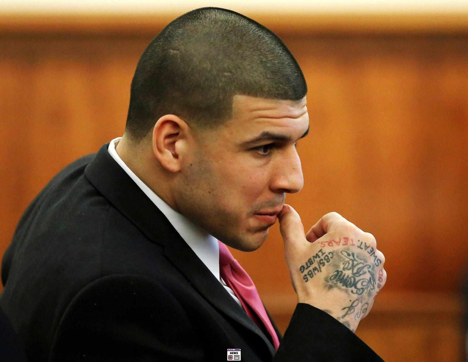 Inside the Unseen World of Aaron Hernandez: Teammate Reveals Locker Room Secrets