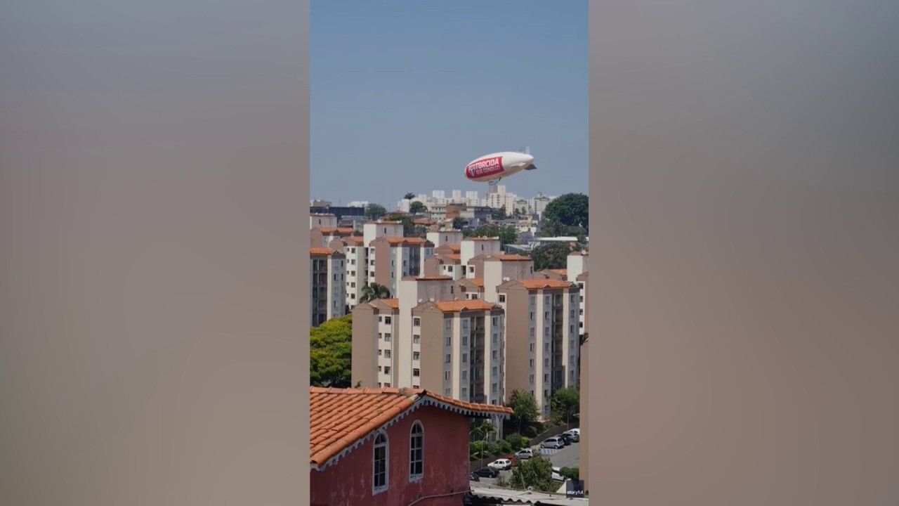 Blimp Advertising Brazilian Soccer Club Crashes in Neighborhood