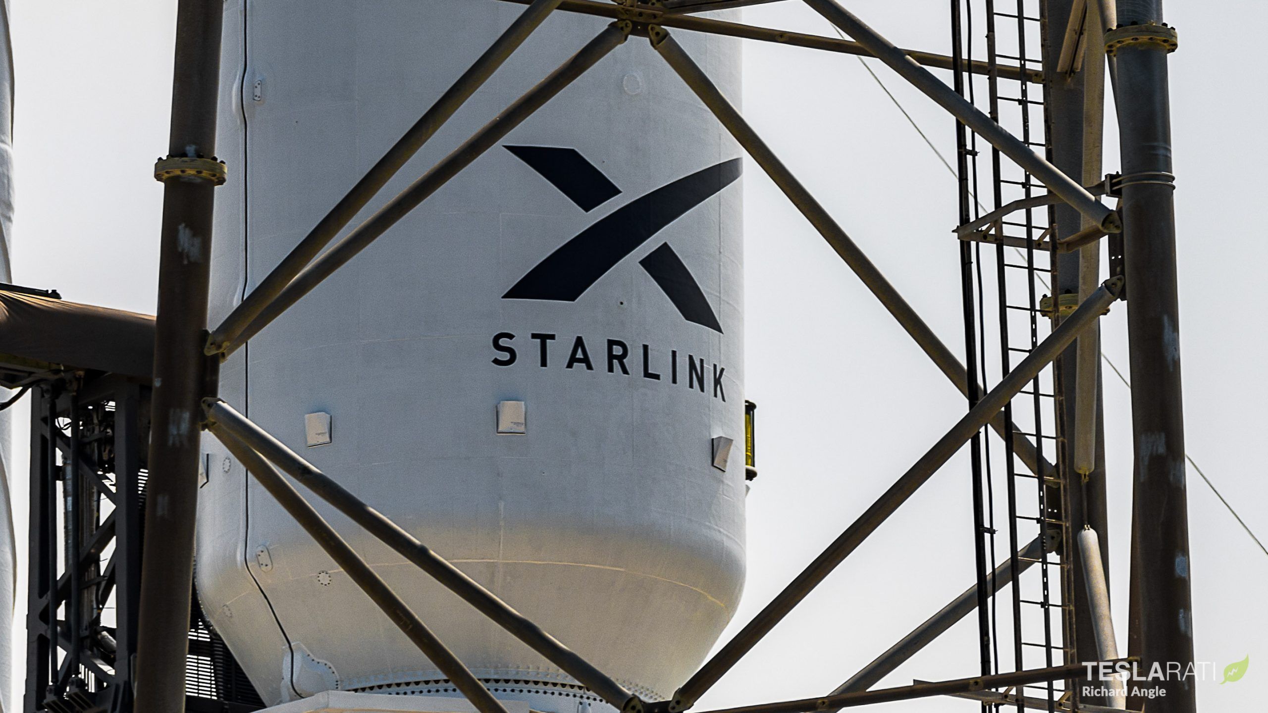 Starlink Reaches 4 Million Subscribers as SpaceX Invests in Mars