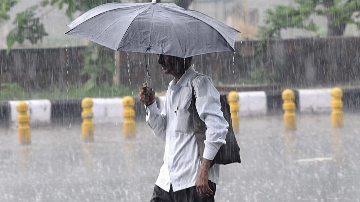 Bengaluru’s Weather Update: Warm Days Ahead with Showers Coming