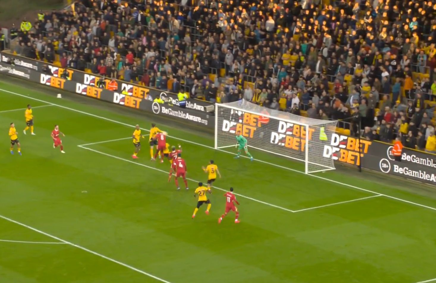 Liverpool’s Stunning Header Sparks Excitement at Molineux as Chiesa Shines