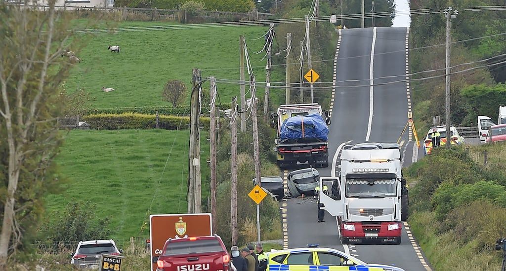 Tragic Mayo Crash Claims Lives of Two Teenagers and Injures Another