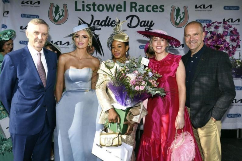 Tralee Woman Shines in Self-Made Outfit at Listowel Races