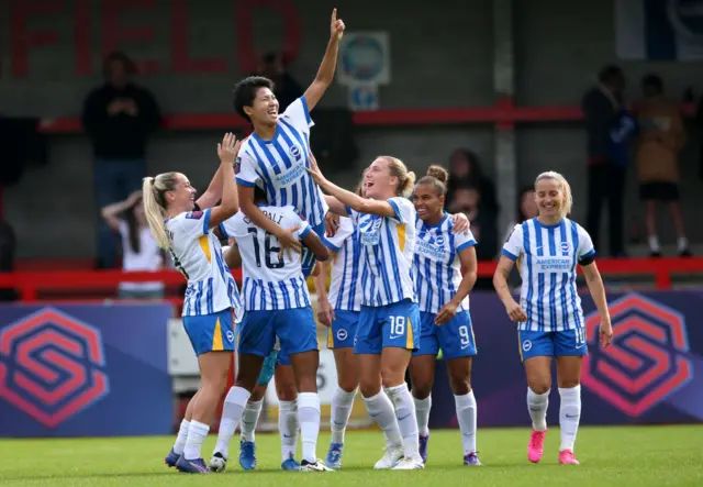 Exciting Women’s Super League Sunday with Key Matches and Highlights