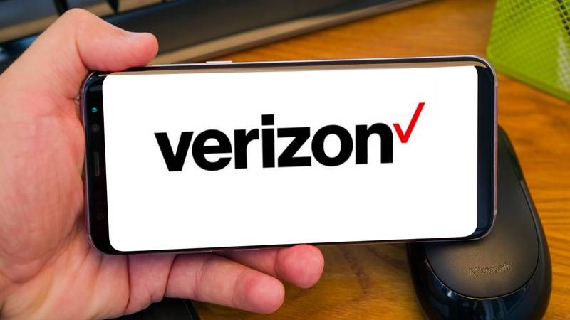 Verizon Users in Chicago and Beyond Report Widespread Outages