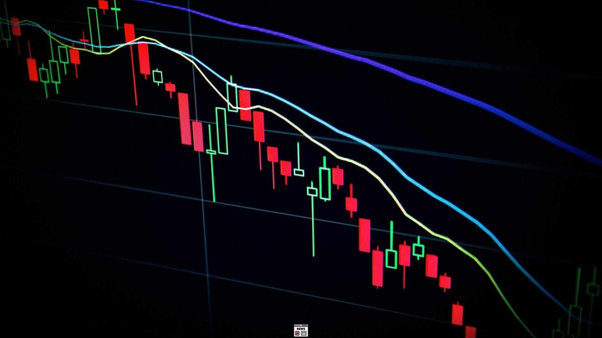 Crypto Market Reacts: Volatility, ETF Outflows, and Price Warnings