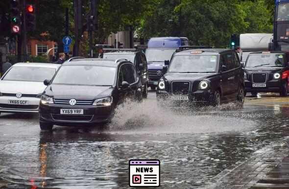 Stay Safe During Floods: Essential Tips for Drivers This Weekend