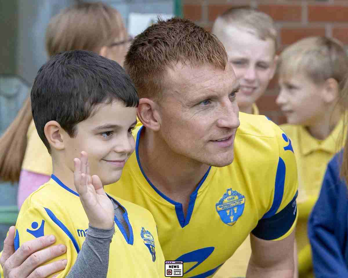 Beesley’s Call to Arms: Warrington Town Prepares for Scunthorpe Showdown