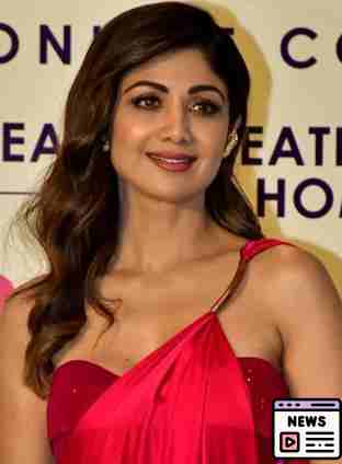 Shilpa Shetty and Family Celebrate Joyful Ganesh Visarjan Together