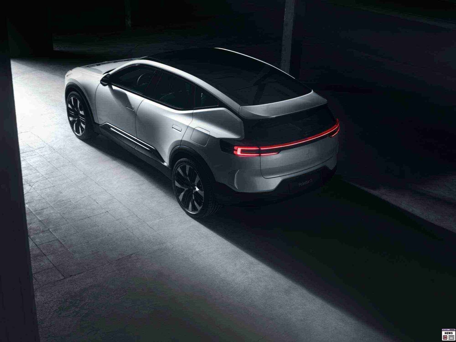 Polestar Challenges: Alpine’s Electric Rivalry Unveiled at Paris