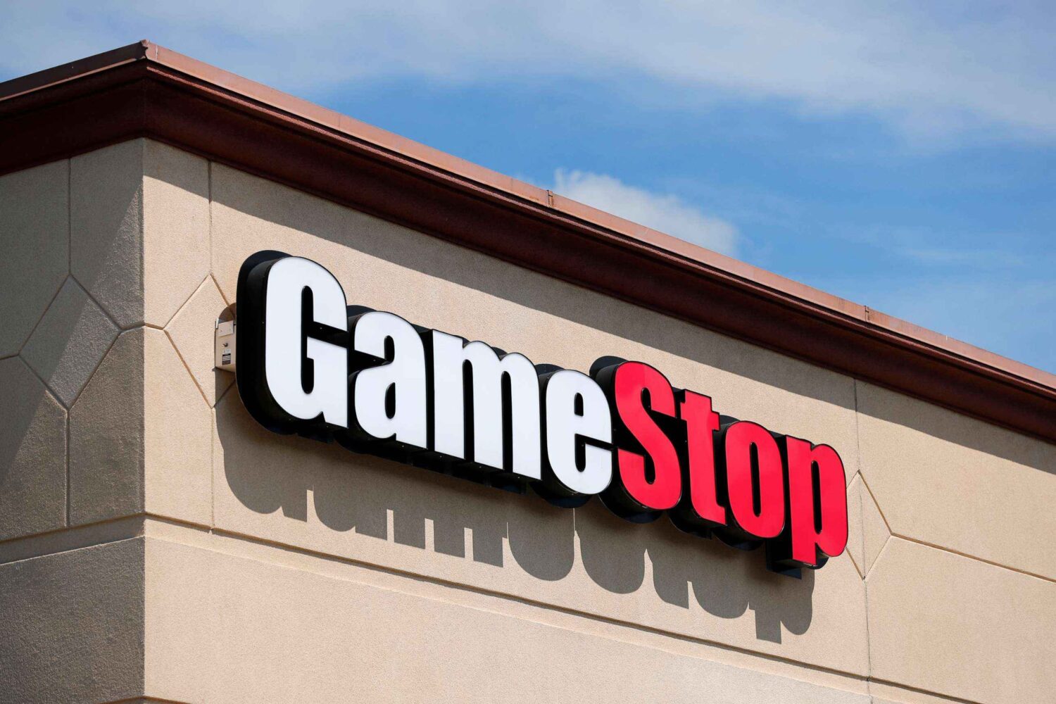 GameStop and AMC Surge: Roaring Kitty’s Impact on Market Gains