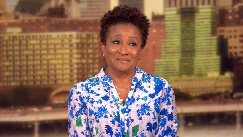 Wanda Sykes Joins Kelly Clarkson with Kate McKinnon and Halle Berry