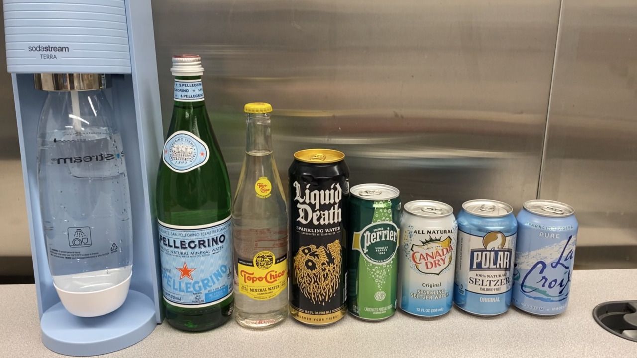 Club Soda vs Sparkling Water Bubbly Basics