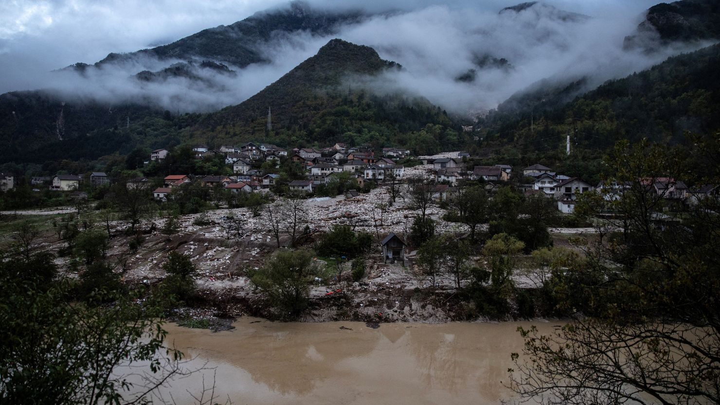 Devastating Floods and Landslides Claim Lives in Bosnia