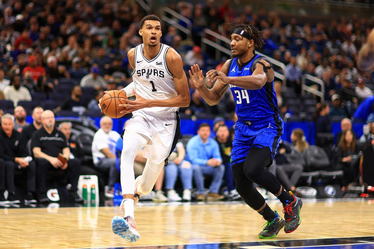 Exciting Showdown Tonight: Spurs Take on Magic in Key Matchup