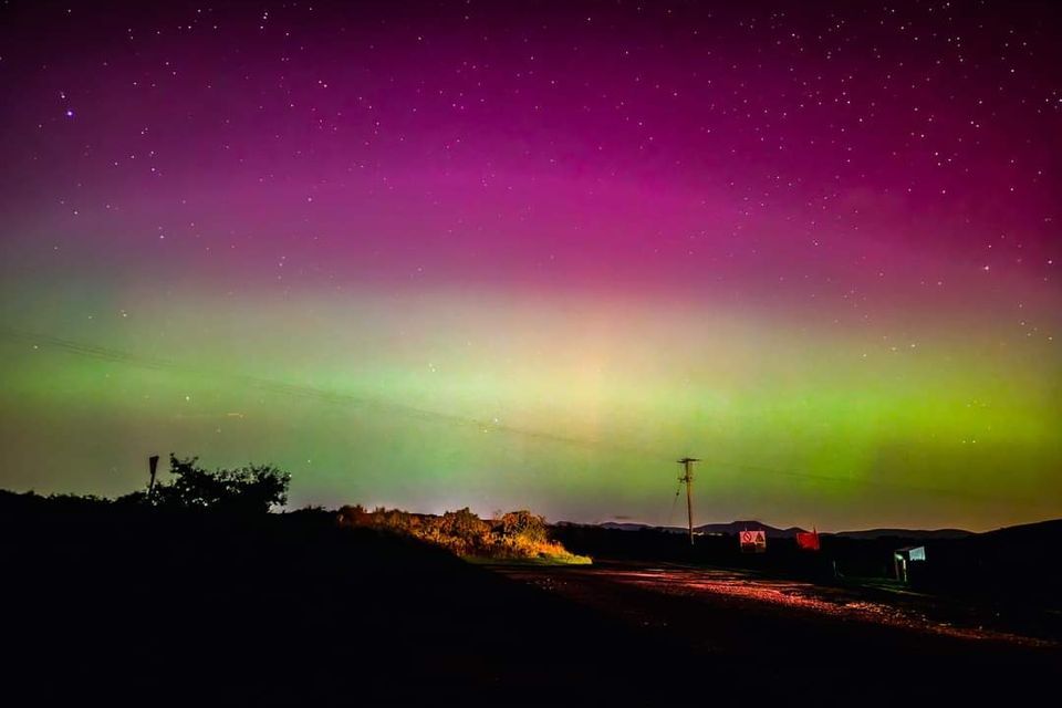 Breathtaking Northern Lights Dazzle Across Ireland Tonight