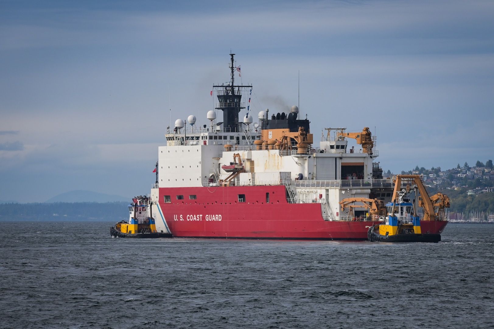 U.S. Icebreaker Healy Sets Sail for Arctic Defense Mission