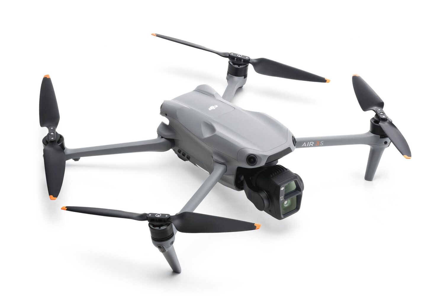 Explore the DJI Air 3S Drone’s Low-Light Mastery and Cutting-Edge Features