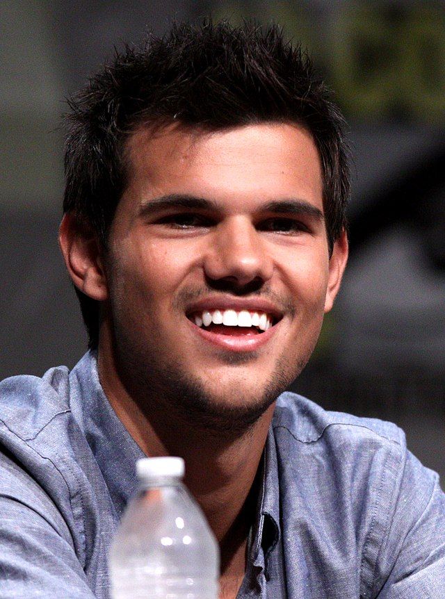 Taylor Lautner Net Worth