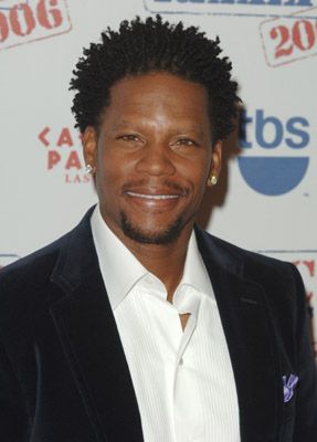 Dl Hughley Net Worth