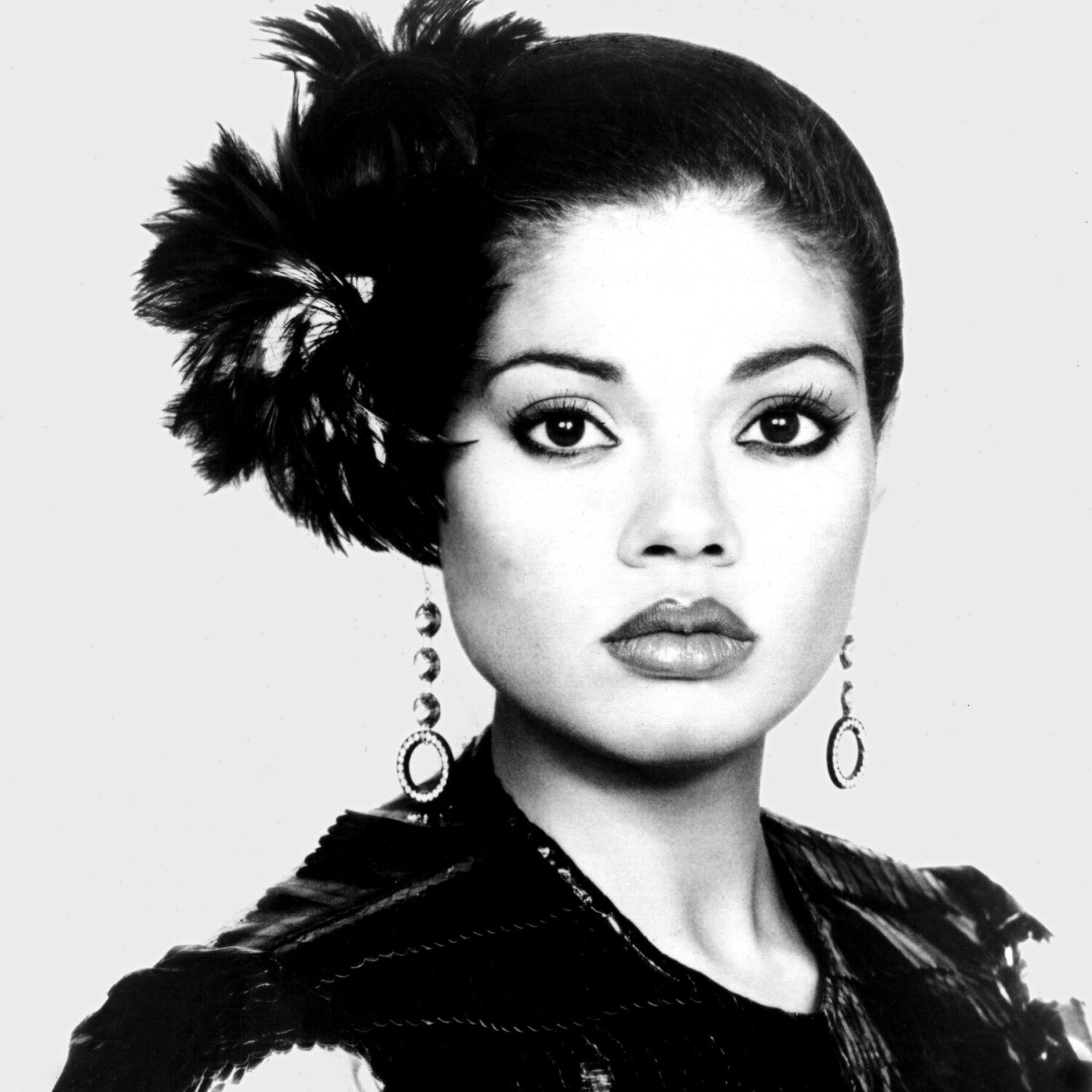 Angela Bofill Net Worth