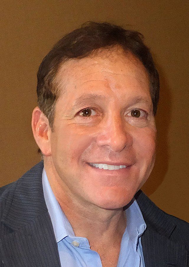 Steve Guttenberg Net Worth